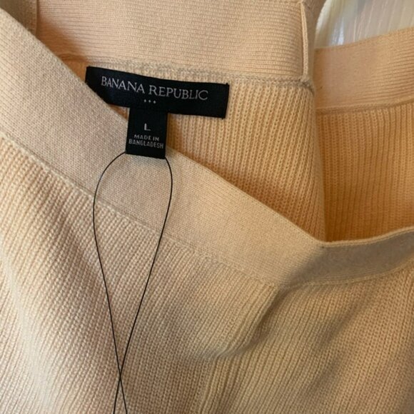 Banana Republic Peach Square Neck Cross Back Cropped Sweater Tank | L NWT - Picture 7 of 7